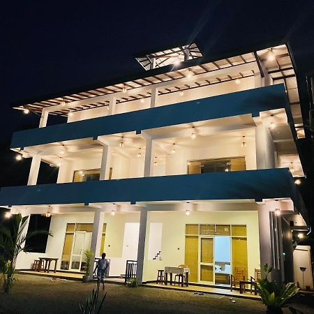 Dk Zur Einkehr Hotel アハンガマ エクステリア 写真