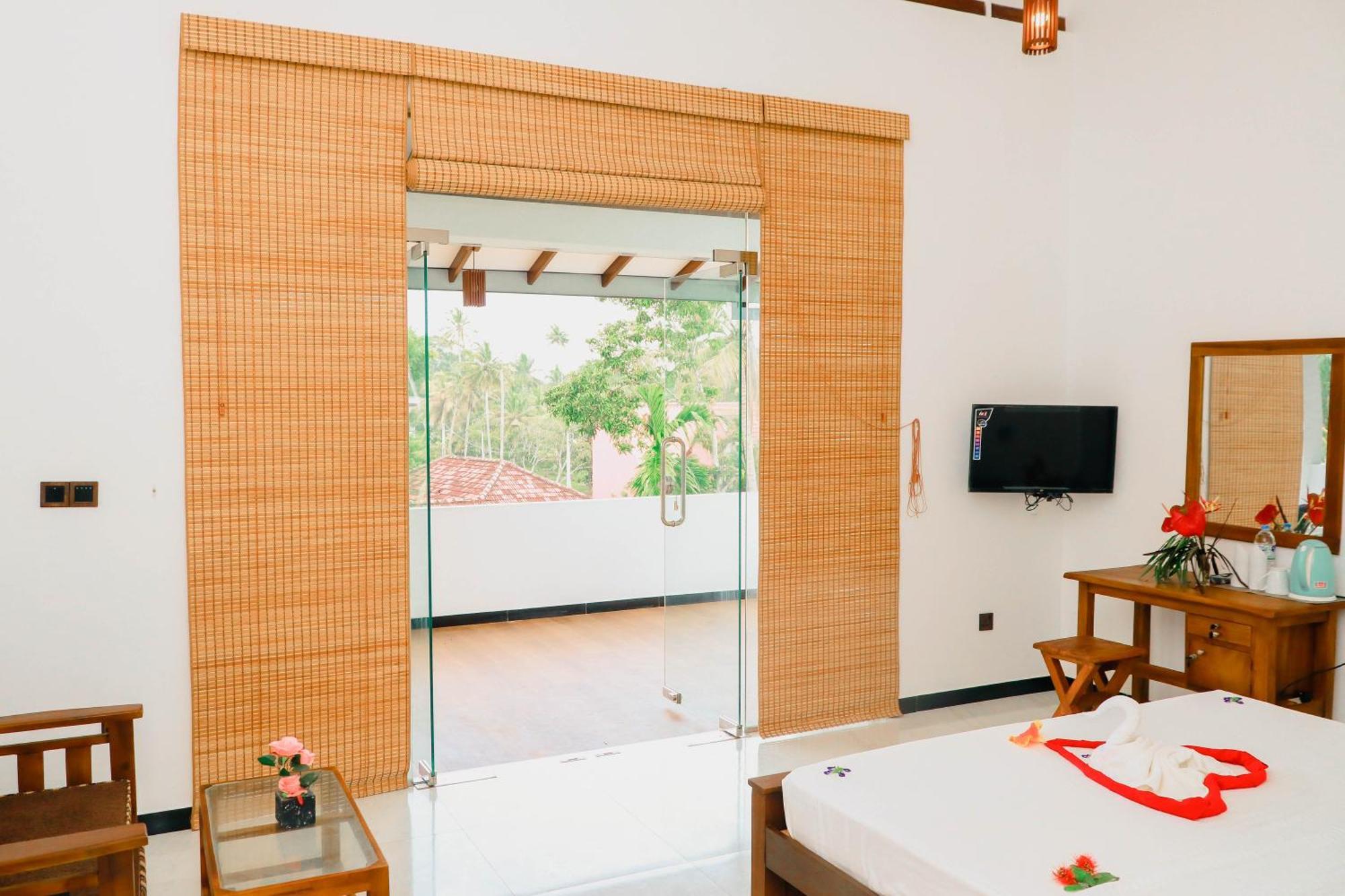 Dk Zur Einkehr Hotel アハンガマ エクステリア 写真
