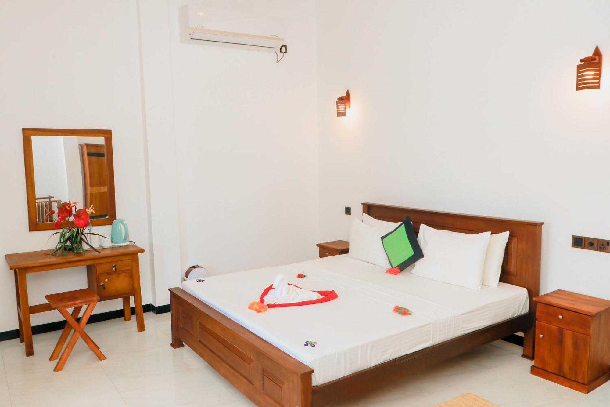 Dk Zur Einkenr Hotel アハンガマ エクステリア 写真